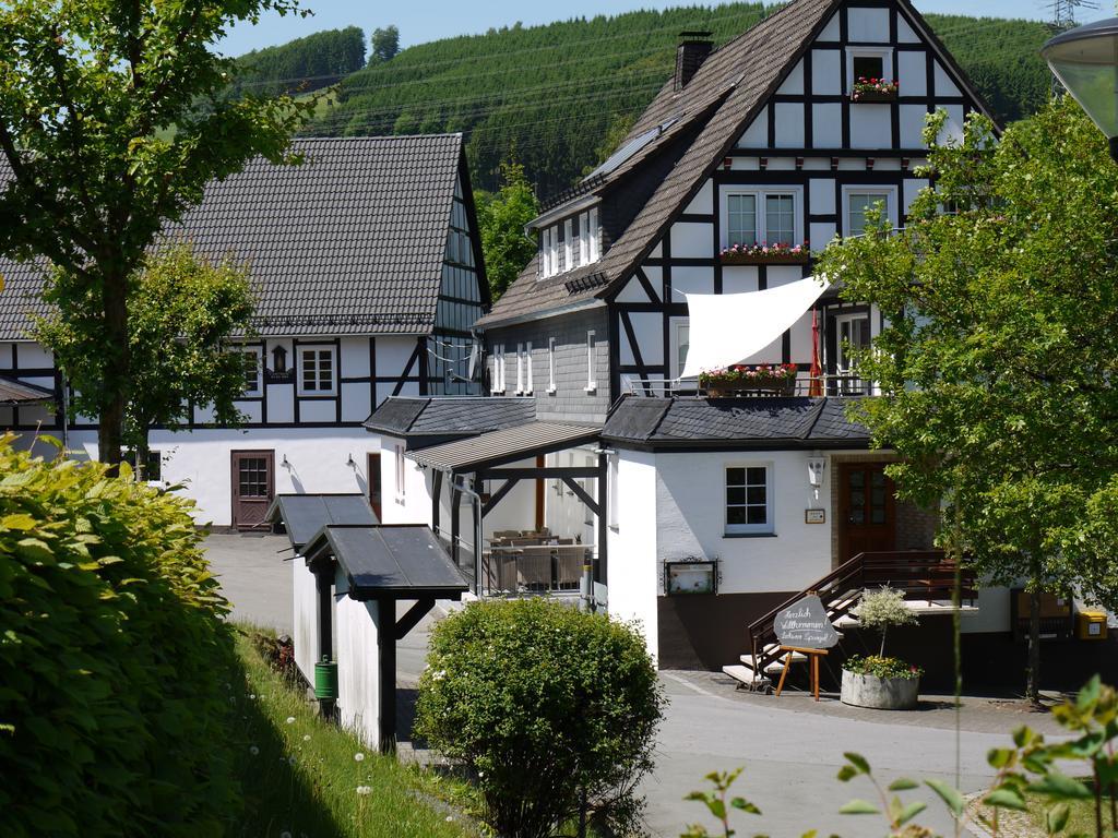 Gasthof Zur Post Schmallenberg Exteriör bild